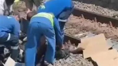 لحظات مأساوية في كفر الجزار.. مصرع طفلين صدمهما قطار عقب خروجهما من المدرسة