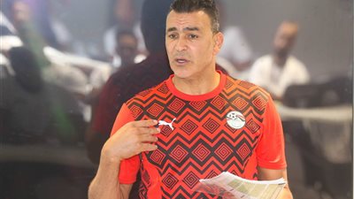 الحضري يقود برنامجًا مكثفًا لتأهيل مدربي حراس المرمى