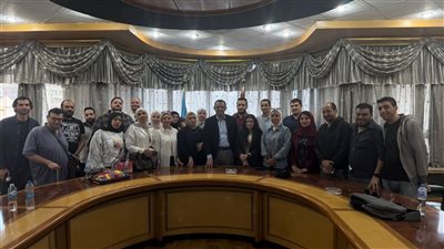 الرواتب معلّقة منذ عام.. وصحفيّو «الفجر» يلوّحون بالتصعيد وسط صمت الإدارة