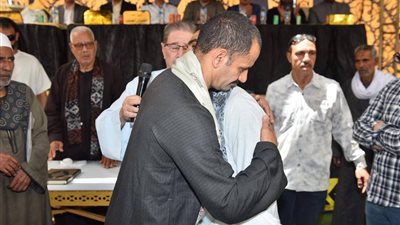 مديرية أمن المنيا تنجح في إنهاء خصومة ثأرية بين عائلتين بمركز ملوي