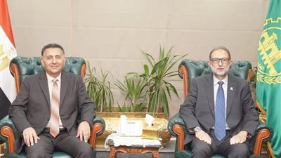 رئيس سلامة الغذاء ومحافظ القليوبية يبحثان تعزيز الرقابة على الأسواق ودعم الصناعات الغذائية