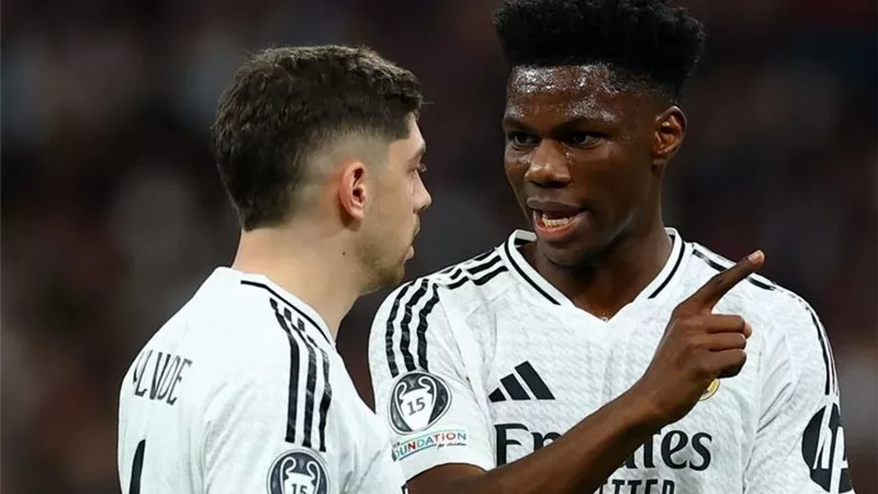 ريال مدريد يعلن معاقبة فالفيردي وتشواميني بعد اشتباك التدريبات قبل الكلاسيكو