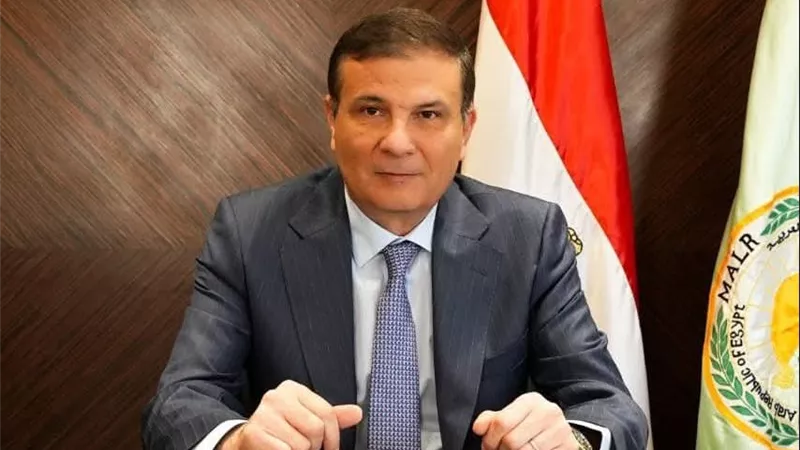 وزير الزراعة يهنئ الرئيس السيسي بمناسبة عيد الأضحى المبارك