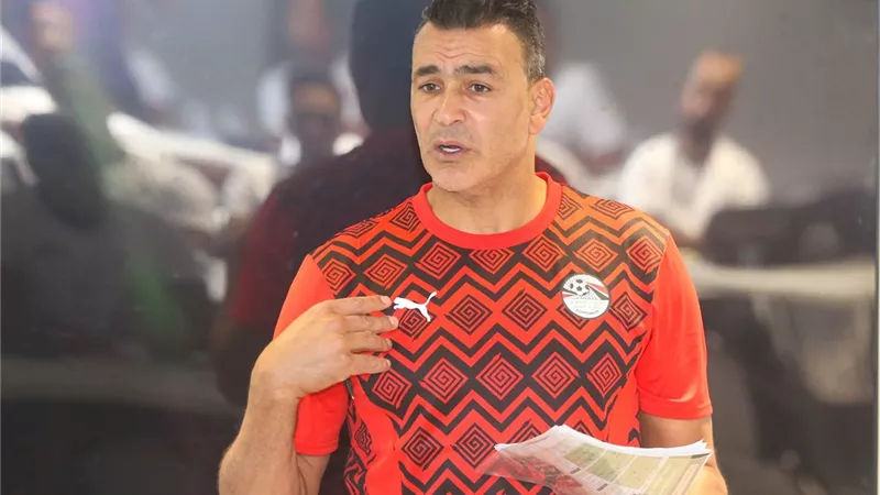 الحضري يقود برنامجًا مكثفًا لتأهيل مدربي حراس المرمى