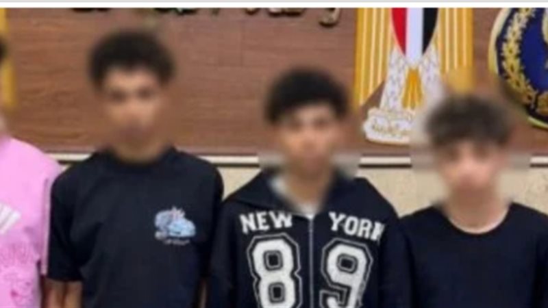 سقوط 4 طلاب بتهمة