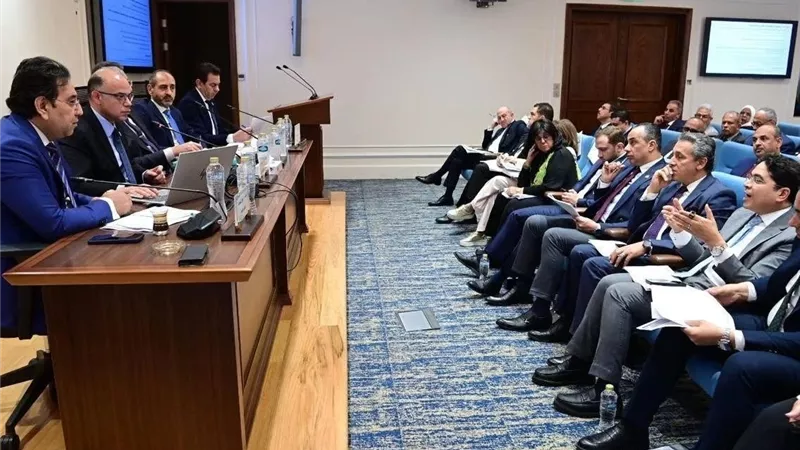 وزير الاستثمار يكشف خريطة الاقتصاد الجديدة.. رخصة ذهبية ورقمنة وتسهيلات للمستثمرين