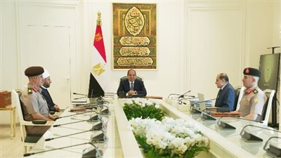 الرئيس السيسي يتابع خطط تطوير أصول الأوقاف وتحويل القاهرة  لمقصد سياحي عالمي