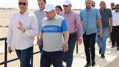 نائب وزيرة الإسكان يتابع مشروعات مياه الشرب والصرف الصحي بالمنيا ضمن «حياة كريمة»