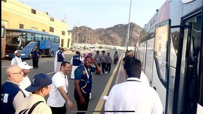 السياحة: تشكيل لجنة ميدانية لأول مرة بمنطقة النوارية لاستقبال حافلات الحج السياحي البري 