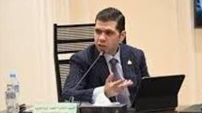 أحمد عبد المعبود يطالب بمحاسبة المقصرين في أزمة مخالفات عقار السلام