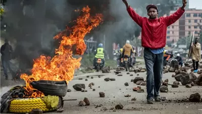 وسط مطالبات بإقالة وزير الطاقة.. مظاهرات حاشدة في كينيا تشل حركة النقل