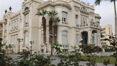 مكافأة شهرية للباحث.. فتح باب التقدم لمبادرة برنامج الكوادر الأكاديمية للمصانع