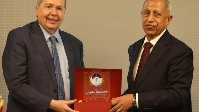 الأكاديمية العربية توقع بروتوكول تعاون مع جامعة العقبة للتكنولوجيا لتعزيز التعليم والبحث العلمي