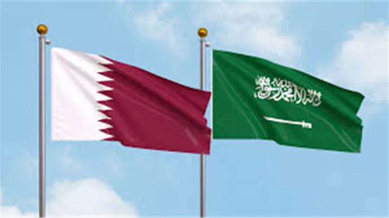 قطر والسعودية تؤكدان أهمية خفض التصعيد وتعزيز الاستقرار الإقليمي
