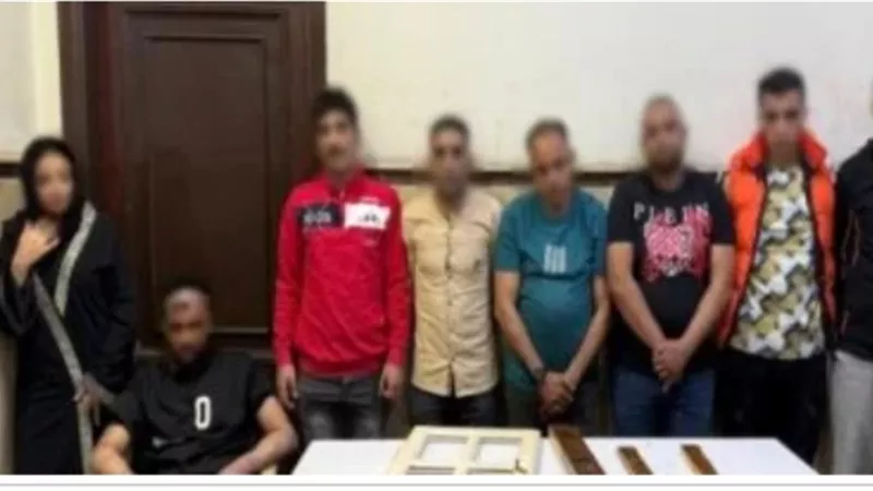 زوجة تستعين بعاملين للتعدي على زوجها في الدخيلة بالإسكندرية