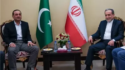 إيران تجري مباحثات مع قائد الجيش الباكستاني لاحتواء التصعيد ومنع عودة الحرب