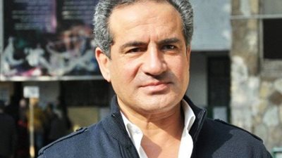 نجل محمد ثروت يكشف تطورات الحالة الصحية لوالده
