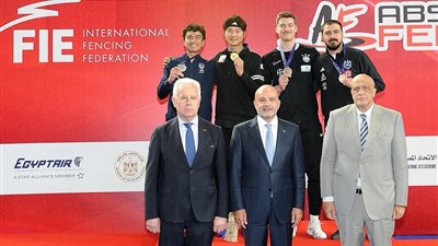 كوريا الجنوبية تحصد ذهب الفردي بكأس العالم لسلاح السيف للرجال بالقاهرة