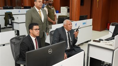 محافظ مطروح يحظر سير النقل الثقيل ليلًا بمرسى مطروح خلال موسم الصيف