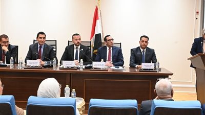 وزير الرياضة يبحث مع النواب دعم ريادة الأعمال وتمكين الشباب