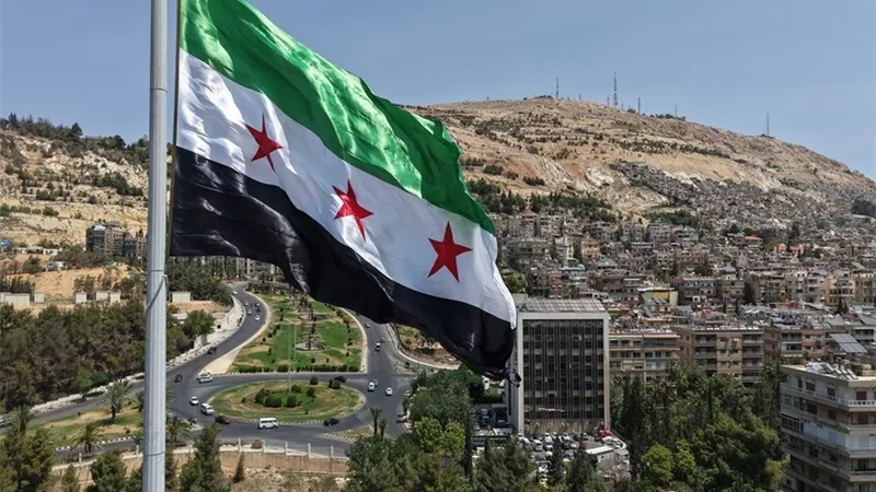 مقتل جندي سوري وإصابة 12 آخرين إثر انفجار سيارة مفخخة في باب شرقي بدمشق