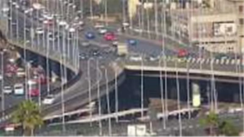 تحويلات مرورية مكثفة بالجيزة لرفع كفاءة كوبري 6 أكتوبر
