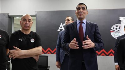 وزير الرياضة يحفز لاعبي منتخب مصر قبل كأس العالم