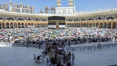 قبل انتهاء المناسك.. تعرف أحكام وخطوات طواف الوداع للحجاج 