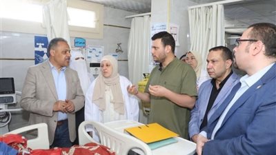 جولة مفاجئة لمحافظ الشرقية بمستشفى أبو كبير المركزي لتعزيز كفاءة الخدمات الصحية والاستجابة لشكاوى المواطنين