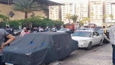 الحماية المدنية تنجح إنقاذ شخص حاول إلقاء نفسه أعلى عقار سكني بالإسكندرية