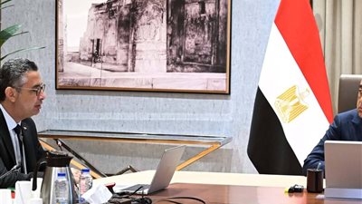 رئيس الوزراء يبحث تطوير منظومة الدعم وتعزيز كفاءة برامج الحماية الاجتماعية