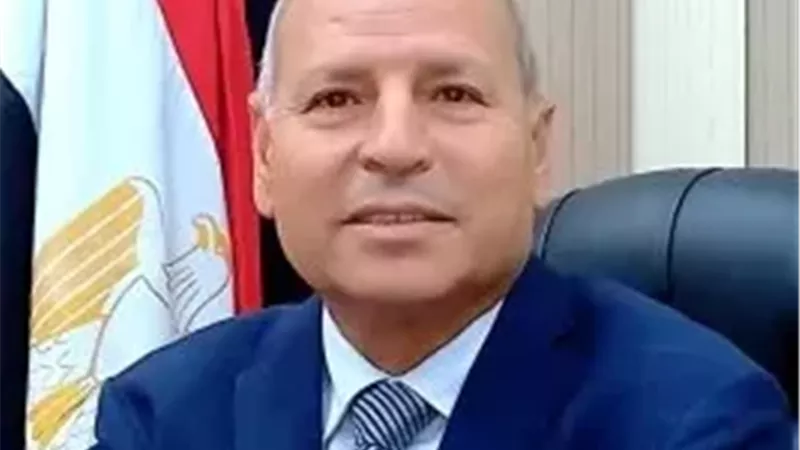 الدكتور إبراهيم صابر