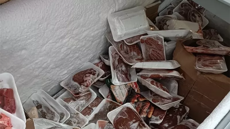 ضبط لحوم ودواجن فاسدة ومذبوحة خارج المجازر بالجيزة خلال عيد الأضحى