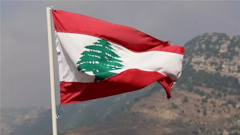 تصعيد إسرائيلي واسع جنوب لبنان.. غارات مكثفة على جزين وبنت جبيل