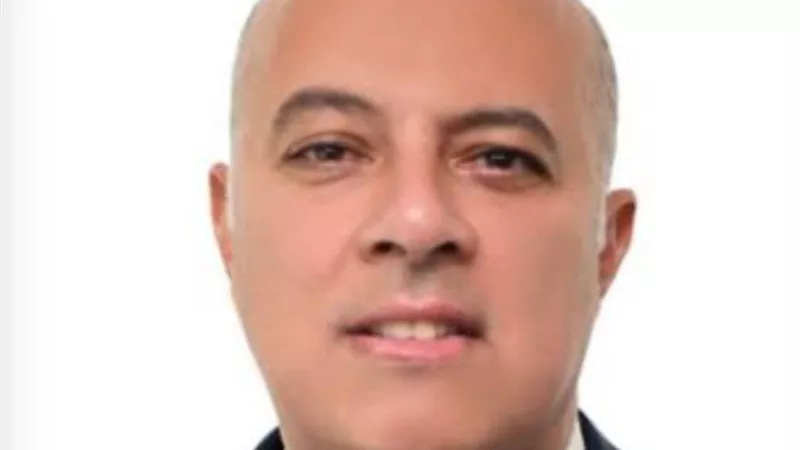 الرئيس السيسي يصدر قراراً جمهورياً بتعيين السفير محمد الشناوي سفيراً فوق العادة ومفوضاً لدى إيطاليا