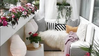بالزهور والمصابيح..حولي شرفتك الصغيرة لمكان مريح