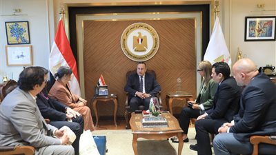 وزير التعليم العالي يبحث إنشاء فرع لجامعة أكسفورد بروكس البريطانية في مصر
