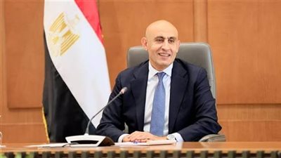 وزير التعليم يعتمد حافز إثابة لرؤساء ومراقبي وملاحظي امتحانات الدبلومات الفنية 2026