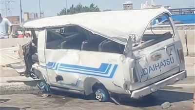 مصرع مسن و إصابة 3 أشخاص في تصادم ميكروباص بطريق المحمودية بالإسكندرية