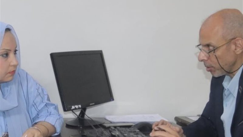 أثناء الحوار مع نقيب