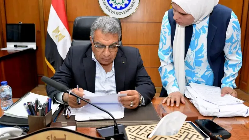 محافظ الدقهلية يعلن اعتماد الأحوزة العمرانية لـ 78 قرية وعزبة.. تفاصيل 