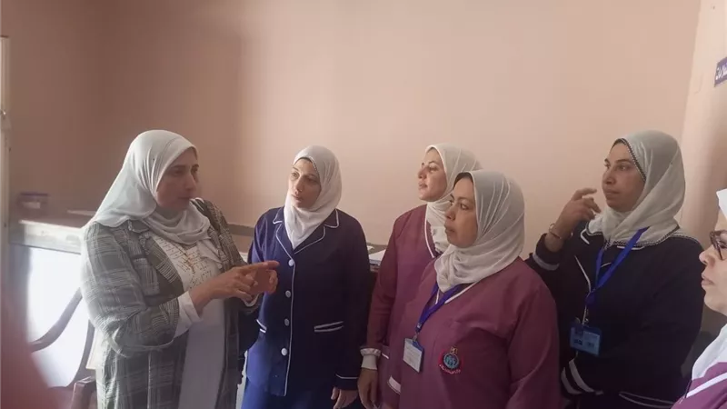 «صحة الدقهلية» تتابع انتظام عمل التمريض بمراكز طب الأسرة ووحدات الكلى بالمنصورة.. تفاصيل 