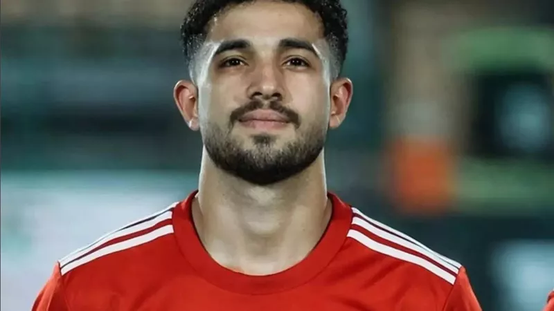 بيراميدز يحسم أول صفقاته الصيفية بضم خالد عوض من طلائع الجيش