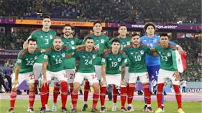 التشكيل الرسمي لمباراة المكسيك والأكوادور بدور 32 من كأس العالم