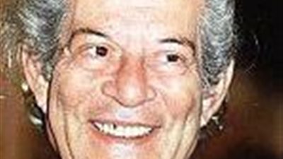 في  ذكرى رحيله.. كيف انتقل سعد أردش من مخازن السكة الحديد إلى قمة المسرح والسينما؟