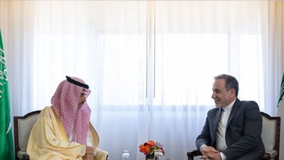 وزير الخارجية السعودي يتلقى اتصالا من نظيره الإيراني ويرحب بالاتفاق مع واشنطن