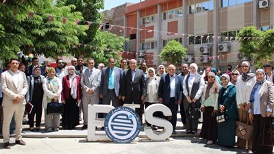 جامعة العاصمة تستعرض مشروعات تخرج متميزة .. حلول ذكية تخدم المجتمع