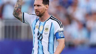 ميسي يكشف سر بكائه في مباراة الأرجنتين والجزائر بكأس العالم 2026