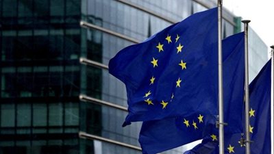 أوروبا تلوح بفرض عقوبات جديدة على روسيا.. وتطالب بفتح مضيق هرمز