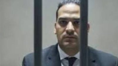 شيكات بدون رصيد.. حبس أمير الهلالي الشهير بمستريح السيارات في 66 قضية